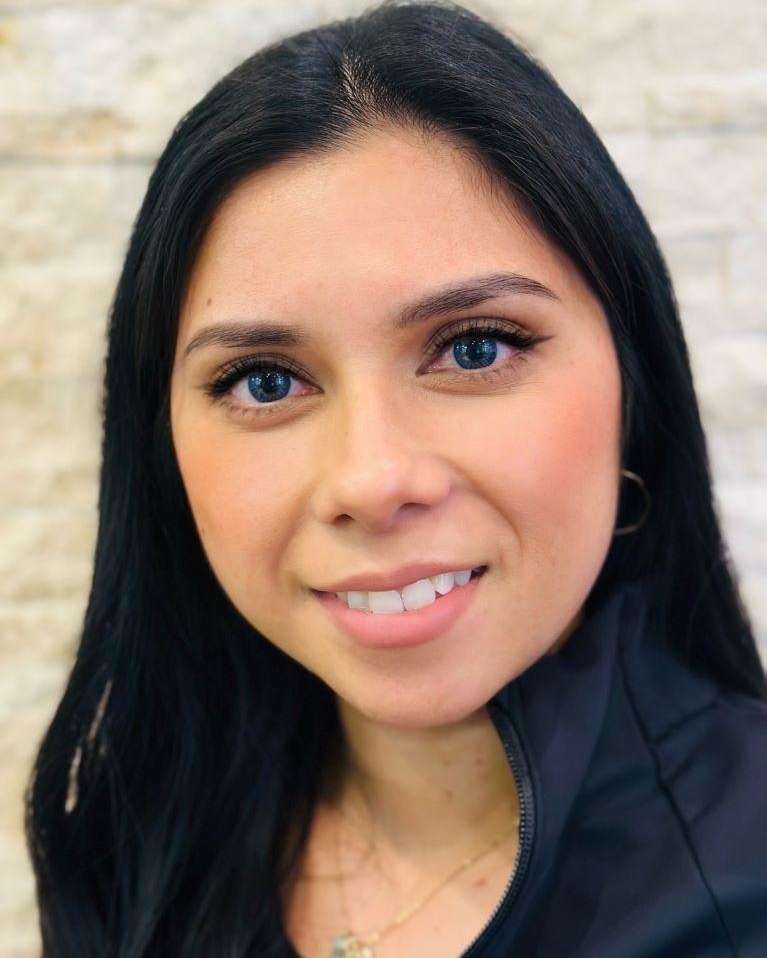 Roma, Lead Registered Dental Assistant at Laguna Springs Dental in Elk Grove CA